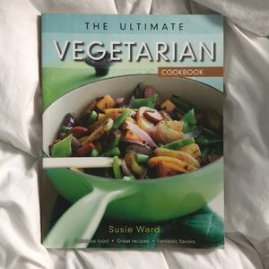 NWOT The Ultimate Vegetarian Cookbook